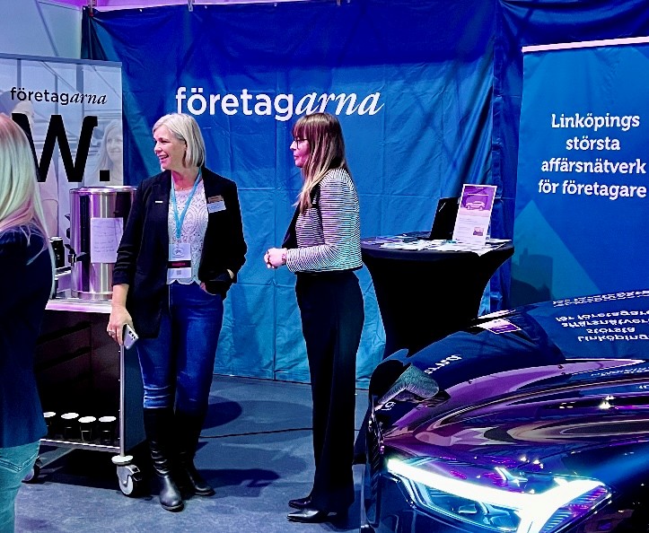 I Företagarnas monter: Mirjam Lindahl och Frida Gustafsson